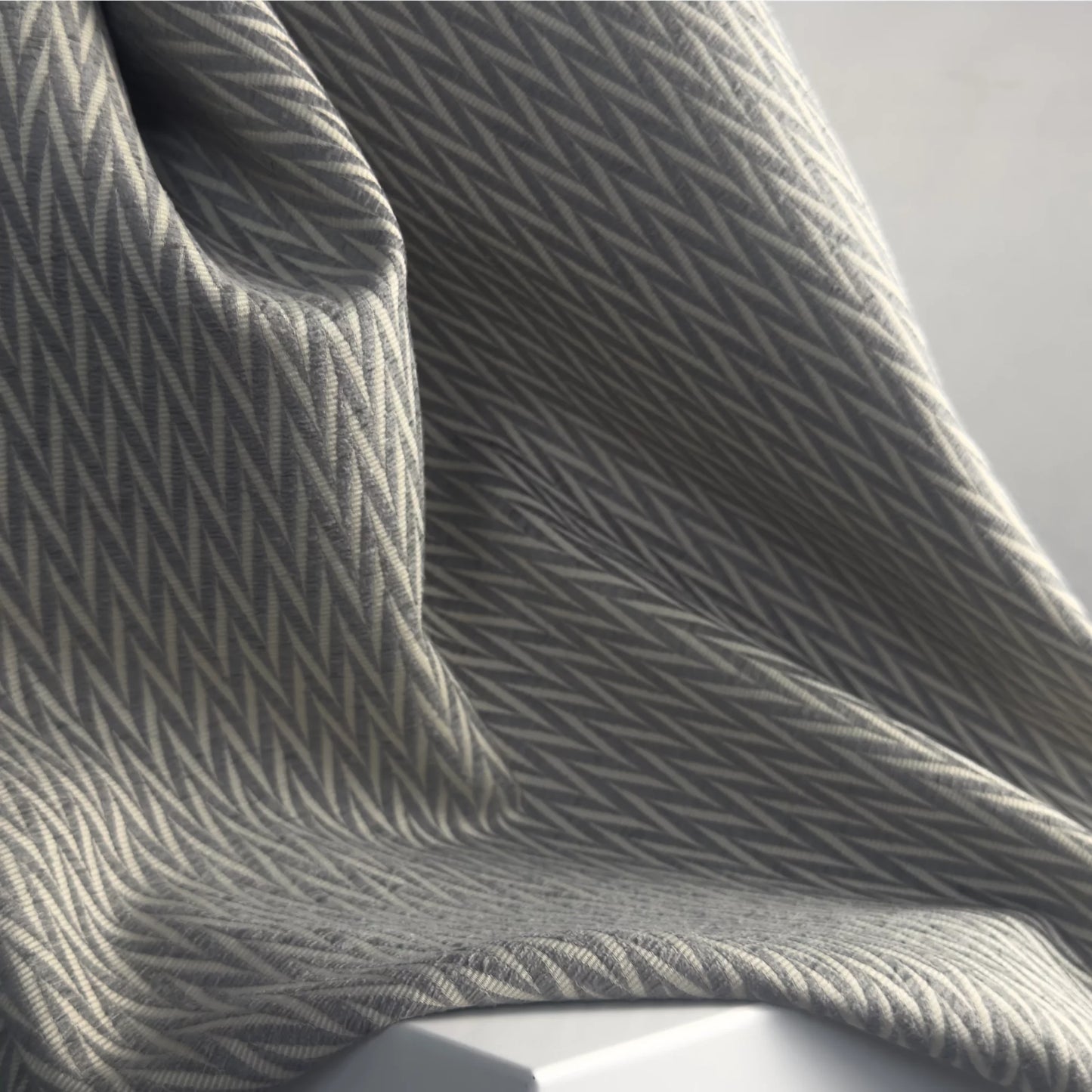 Țesătură multifuncțională Gina pentru draperii și decor interior