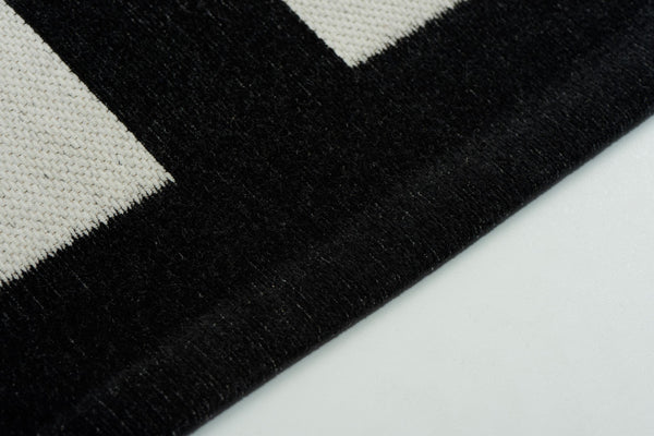 Hampton Black – Covor Art Deco, contrast elegant și întreținere facilă
