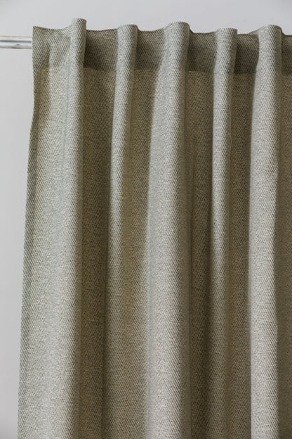 Țesătură decorativă Leon pentru draperii elegante și durabile