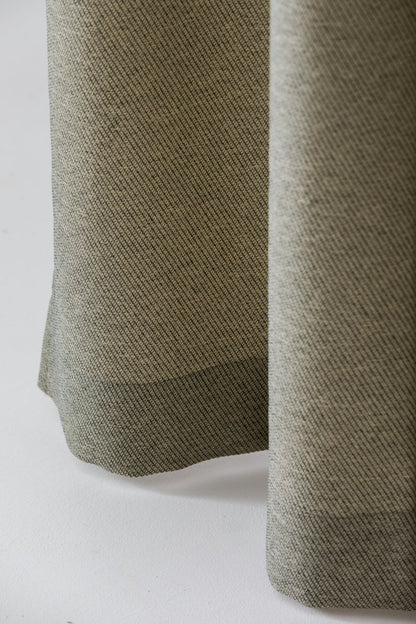 Țesătură decorativă Leon pentru draperii elegante și durabile