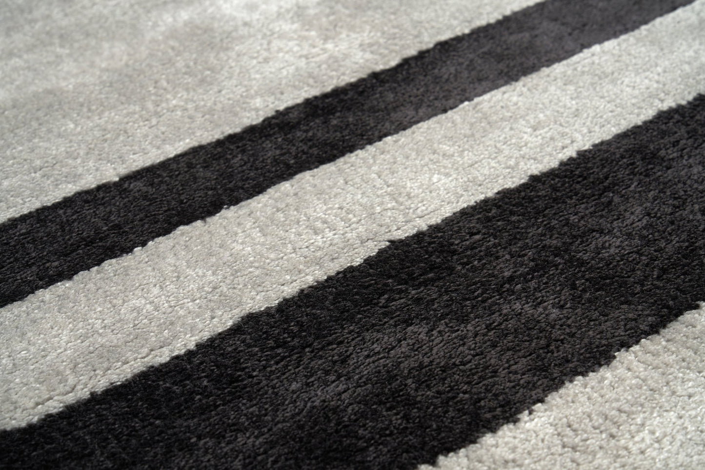 Strada Gray – Covor handmade elegant